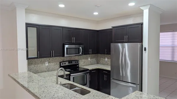 $4,000 | 644 Sand Creek Circle, Weston, FL 33327