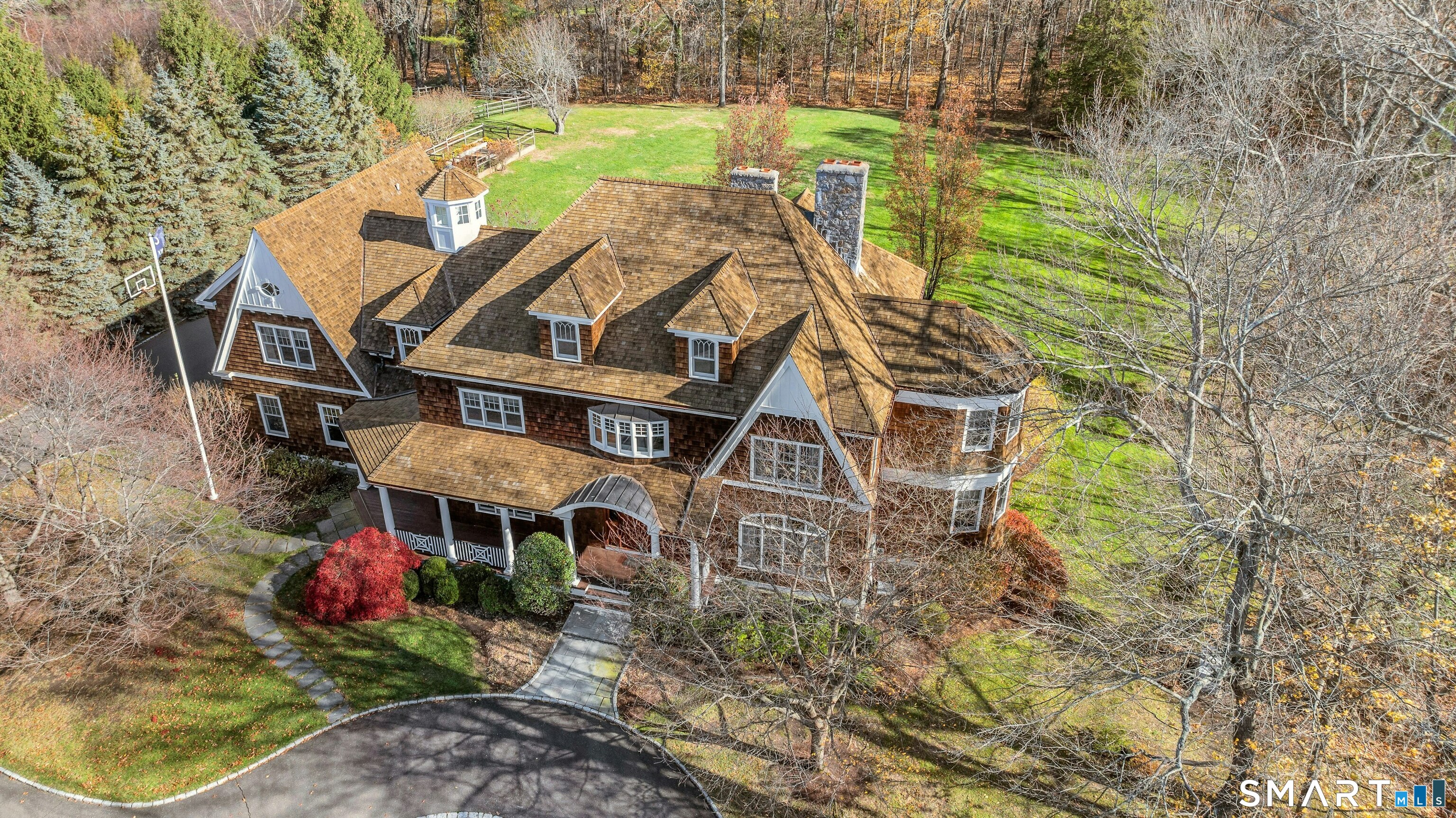 91 Sunset Hill Road New Canaan, CT 06840 - Photo 37 of 38 an aerial view of a house