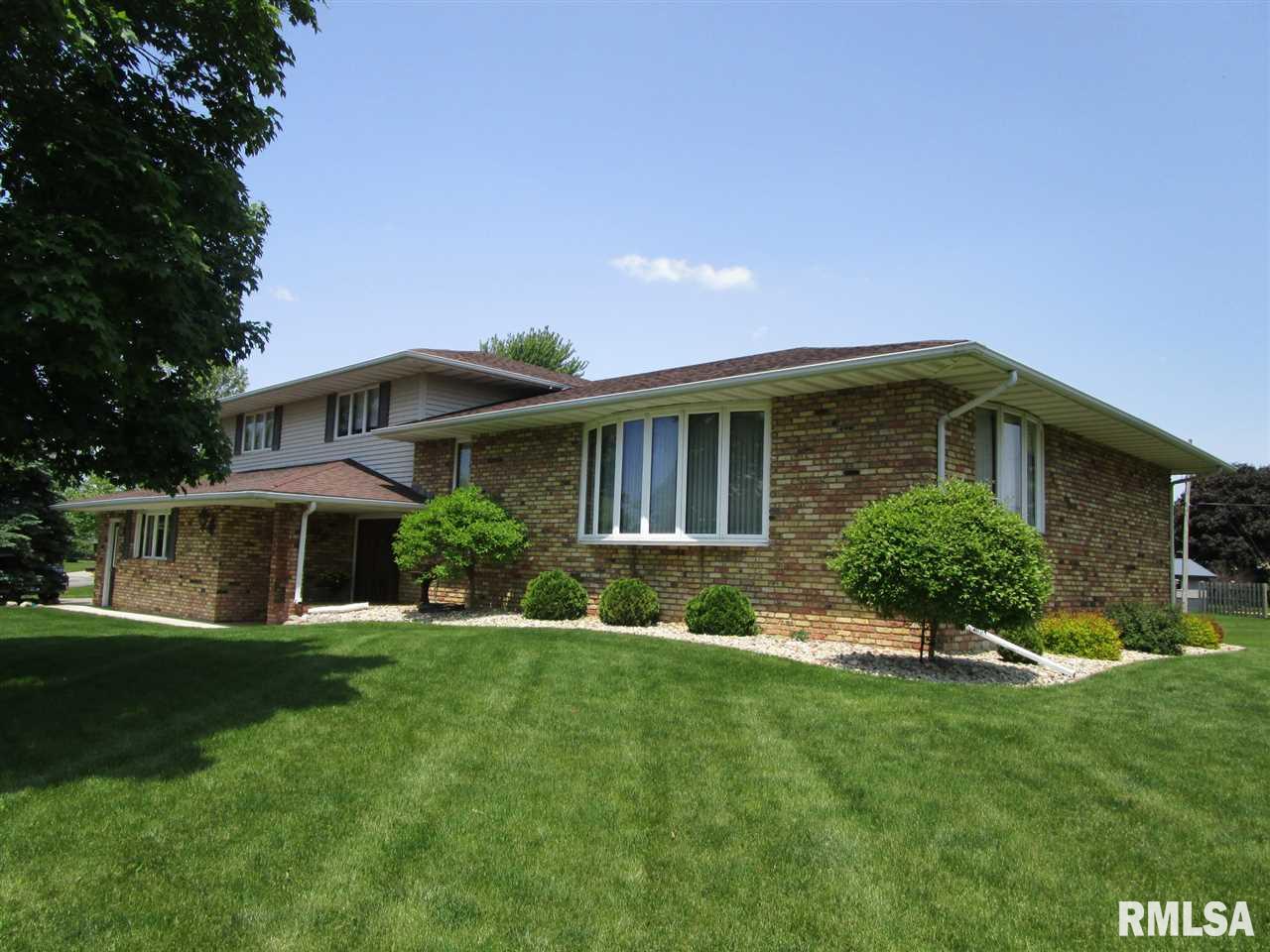 200 Causemaker Drive Atkinson, IL 61235 - Photo 2 of 24 Gallery Image 2