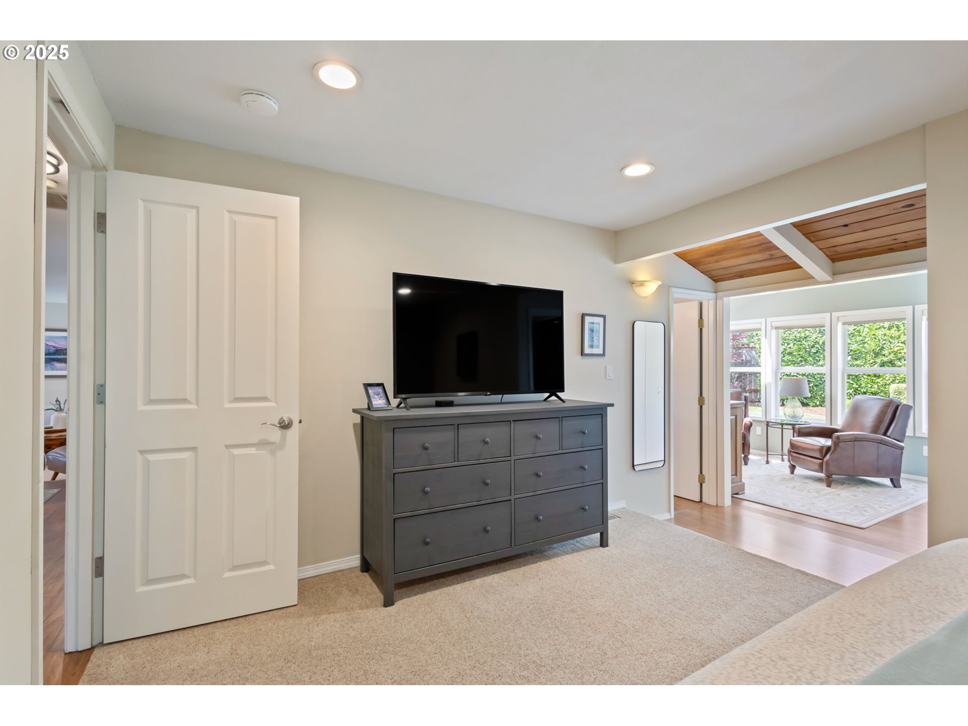 13355 Southwest Chimney Ridge Court Tigard, OR 97223 - Photo 17 of 41 Gallery Image 17