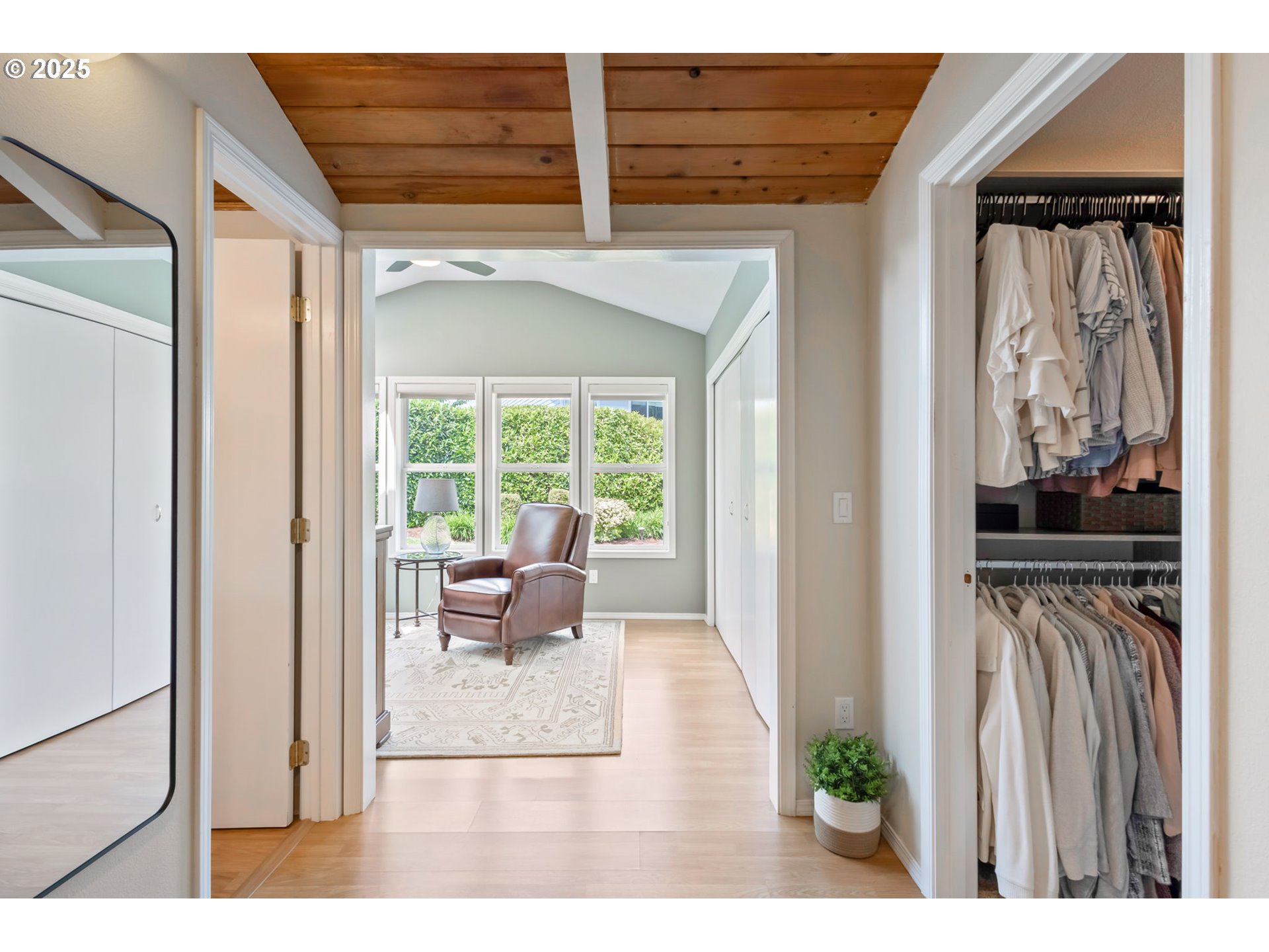 13355 Southwest Chimney Ridge Court Tigard, OR 97223 - Photo 18 of 41 Gallery Image 18