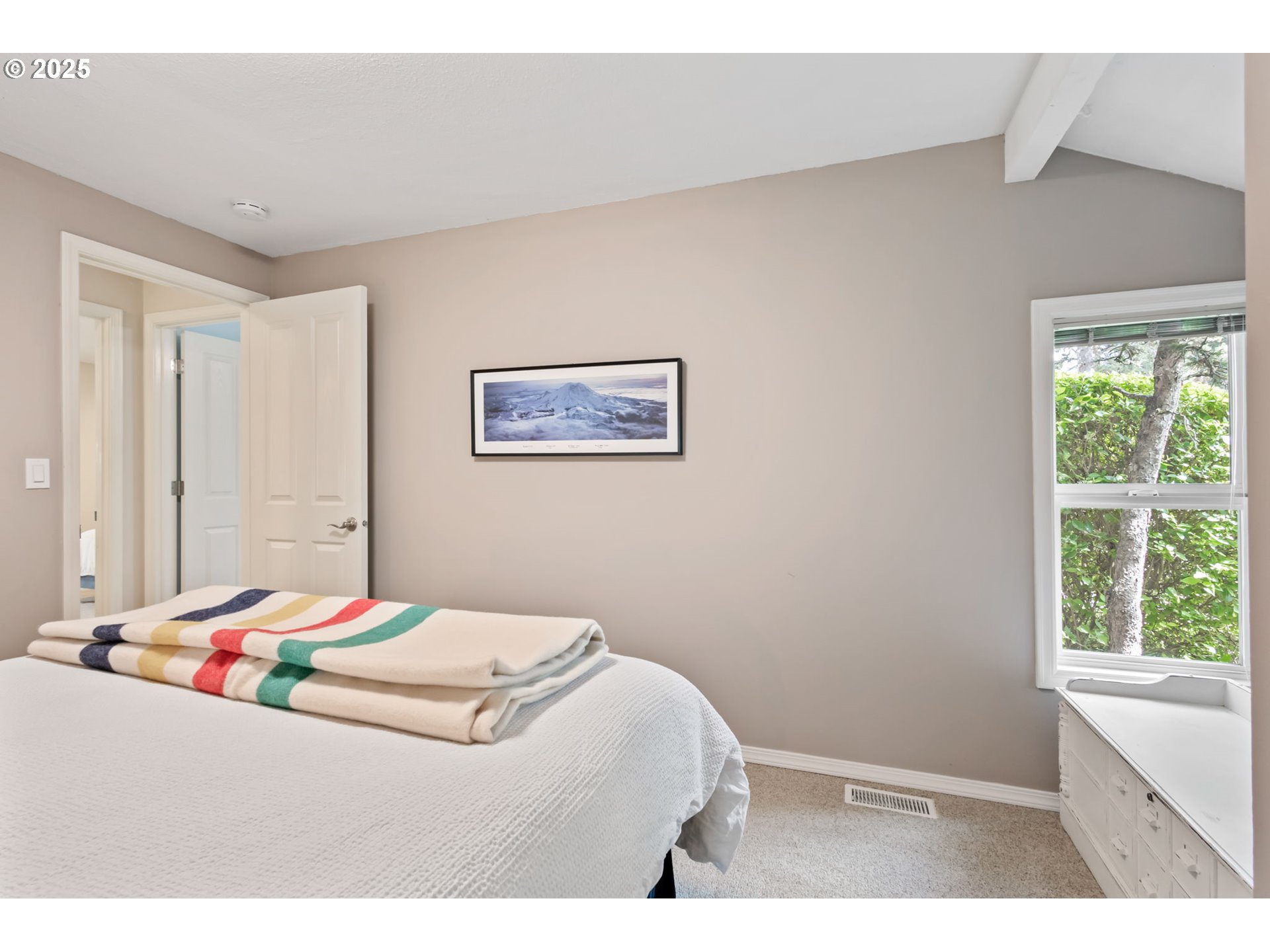 13355 Southwest Chimney Ridge Court Tigard, OR 97223 - Photo 26 of 41 Gallery Image 26