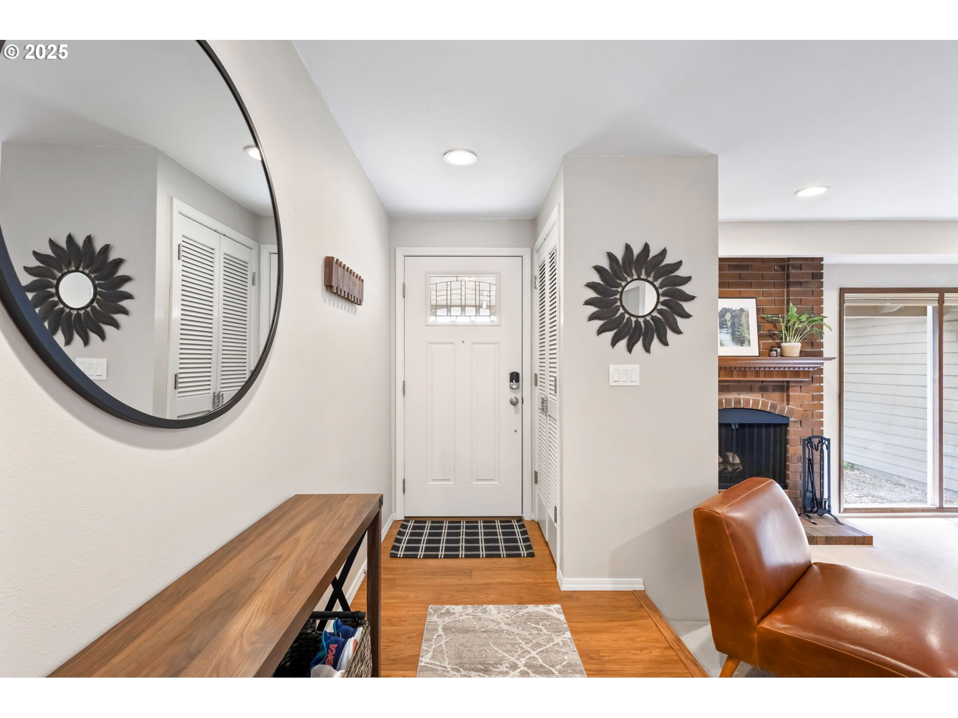13355 Southwest Chimney Ridge Court Tigard, OR 97223 - Photo 3 of 41 Gallery Image 3