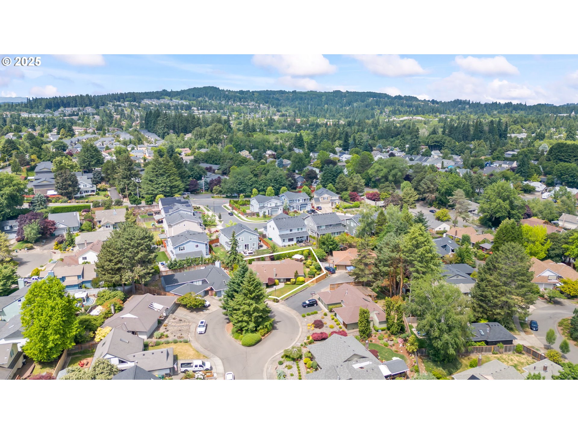 13355 Southwest Chimney Ridge Court Tigard, OR 97223 - Photo 39 of 41 Gallery Image 39