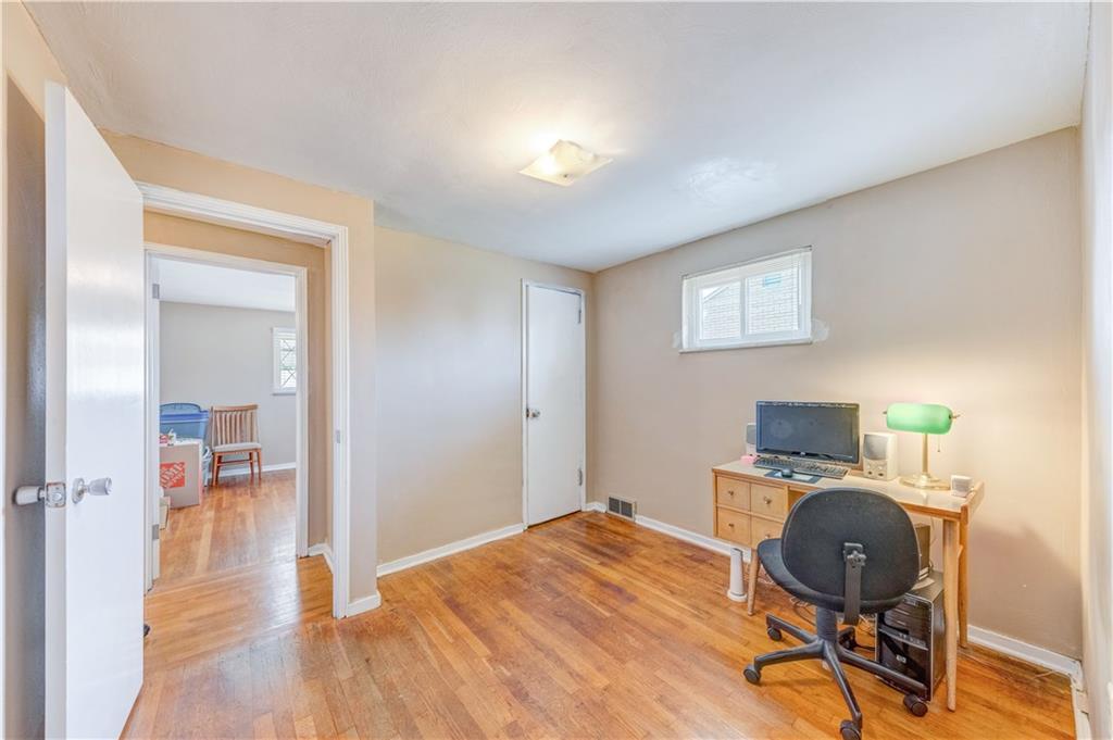 345 Wheeler Street McKees Rocks, PA 15136 - Photo 15 of 24 Gallery Image 15