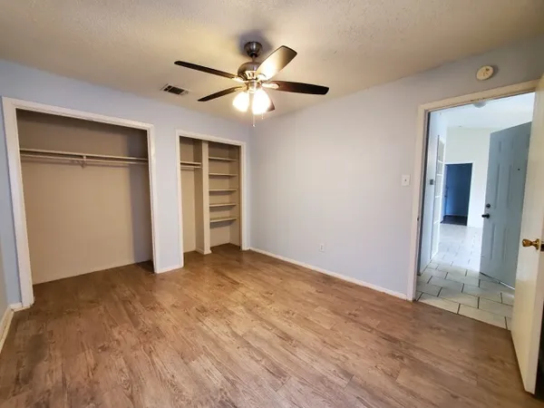 $1,425 | 507 Greenlawn Boulevard, Round Rock, TX 78664