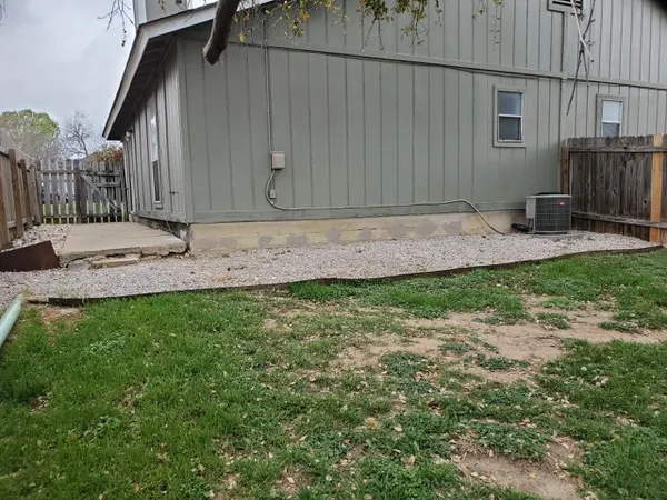 $1,425 | 507 Greenlawn Boulevard, Round Rock, TX 78664