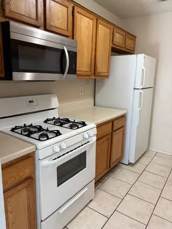 $1,425 | 507 Greenlawn Boulevard, Round Rock, TX 78664