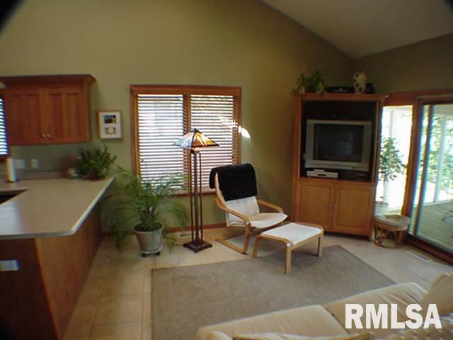 4 Lighthouse Lane Hampton, IL 61256 - Photo 5 of 9 Gallery Image 5