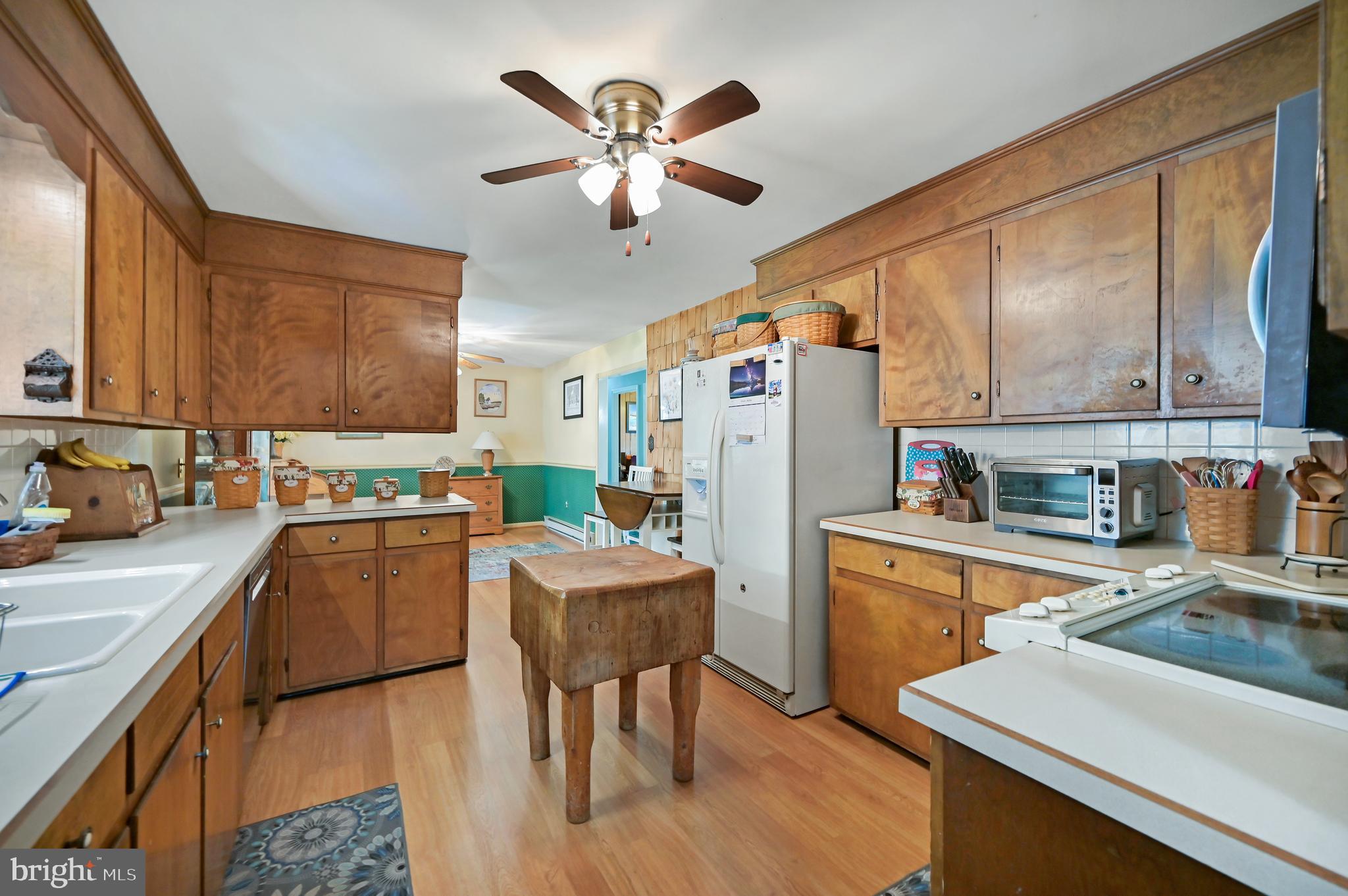 29455 West Line Road Delmar, MD 21875 - Photo 8 of 34