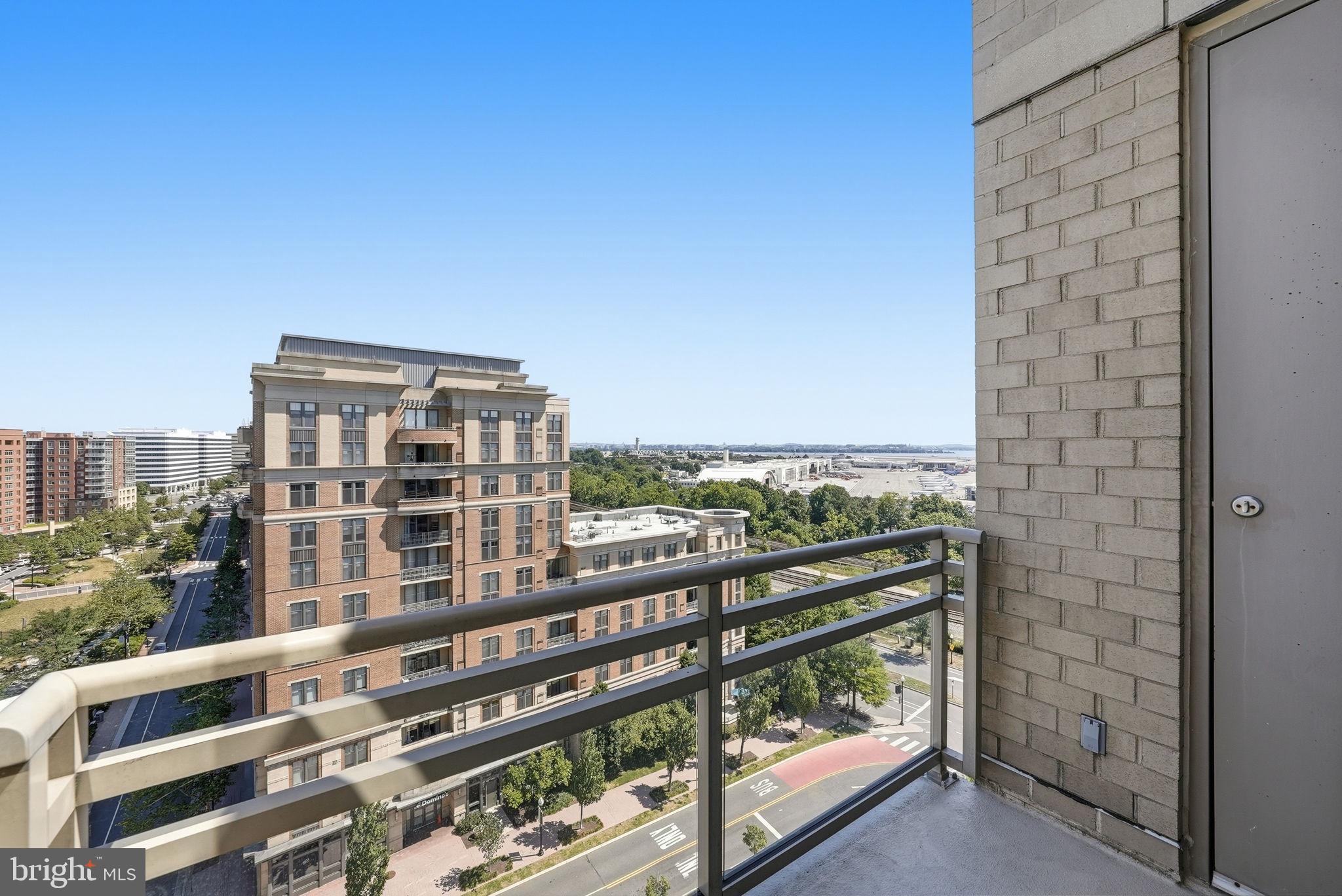 3650 South Glebe Road, Unit 1145 Arlington, VA 22202 - Photo 2 of 42 a view of a balcony with city view