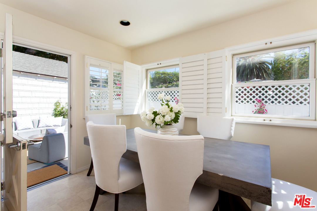 214 West Channel Road Santa Monica, CA 90402 - Photo 7 of 27 Gallery Image 7