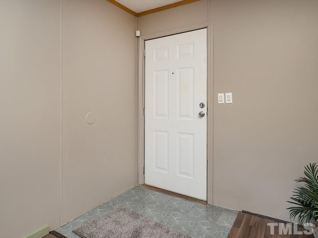 5530 Byrd Road Burlington, NC 27217 - Photo 3 of 30 Gallery Image 3