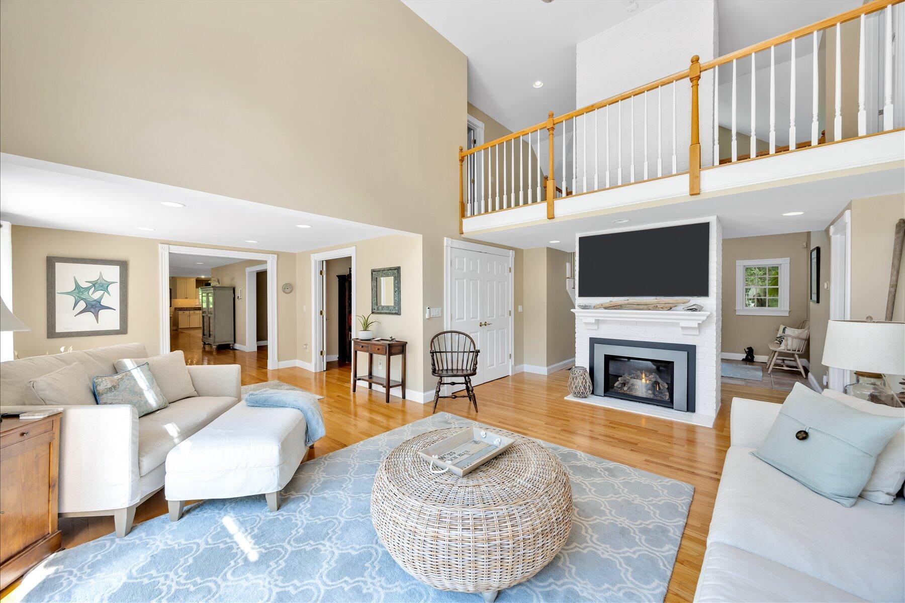 72 Highwood Way Mashpee, MA 02649 - Photo 9 of 39 mls09