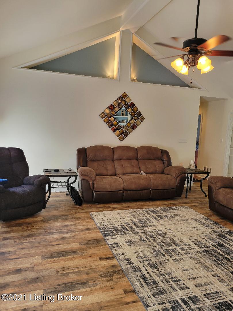 9502 Gutenberg Road Louisville, KY 40299 - Photo 13 of 48 gut13