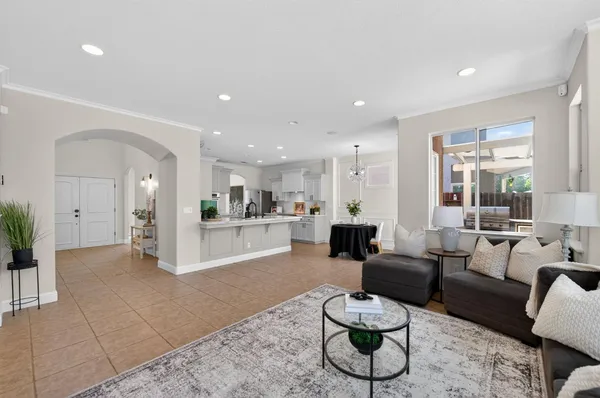 $675,000 | 1736 North Holly Avenue, Clovis, CA 93619