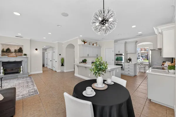 $675,000 | 1736 North Holly Avenue, Clovis, CA 93619