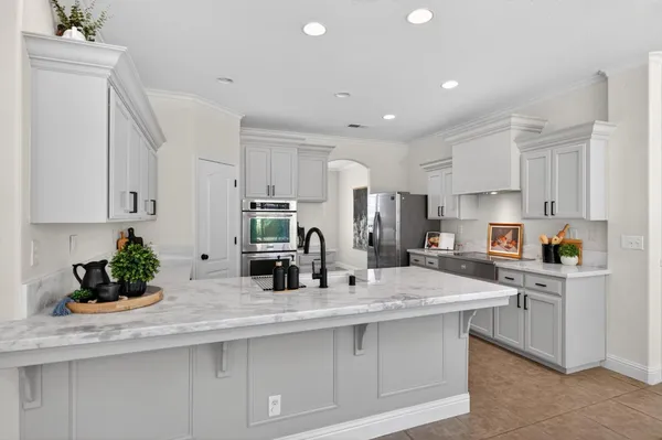 $675,000 | 1736 North Holly Avenue, Clovis, CA 93619