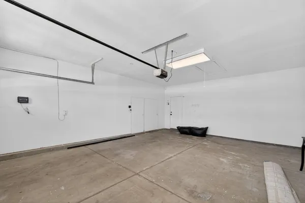 $675,000 | 1736 North Holly Avenue, Clovis, CA 93619