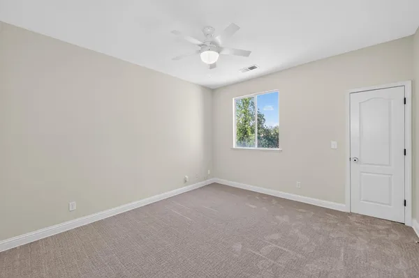 $675,000 | 1736 North Holly Avenue, Clovis, CA 93619
