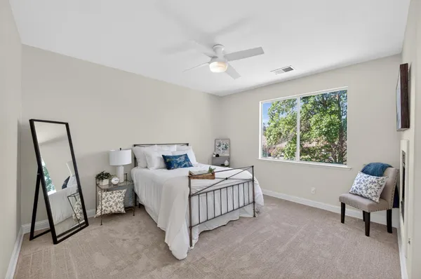 $675,000 | 1736 North Holly Avenue, Clovis, CA 93619