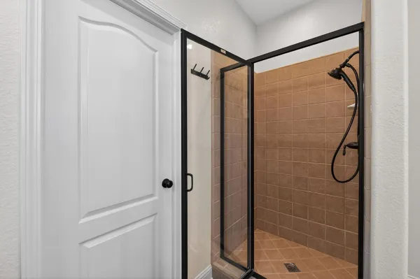 $675,000 | 1736 North Holly Avenue, Clovis, CA 93619