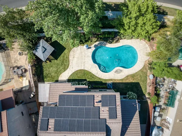 $675,000 | 1736 North Holly Avenue, Clovis, CA 93619