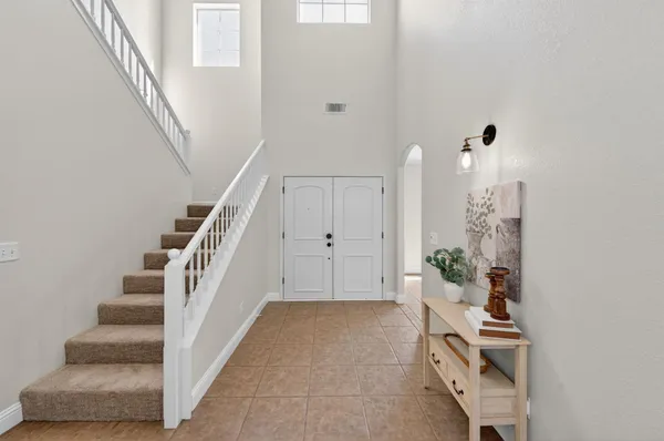 $675,000 | 1736 North Holly Avenue, Clovis, CA 93619