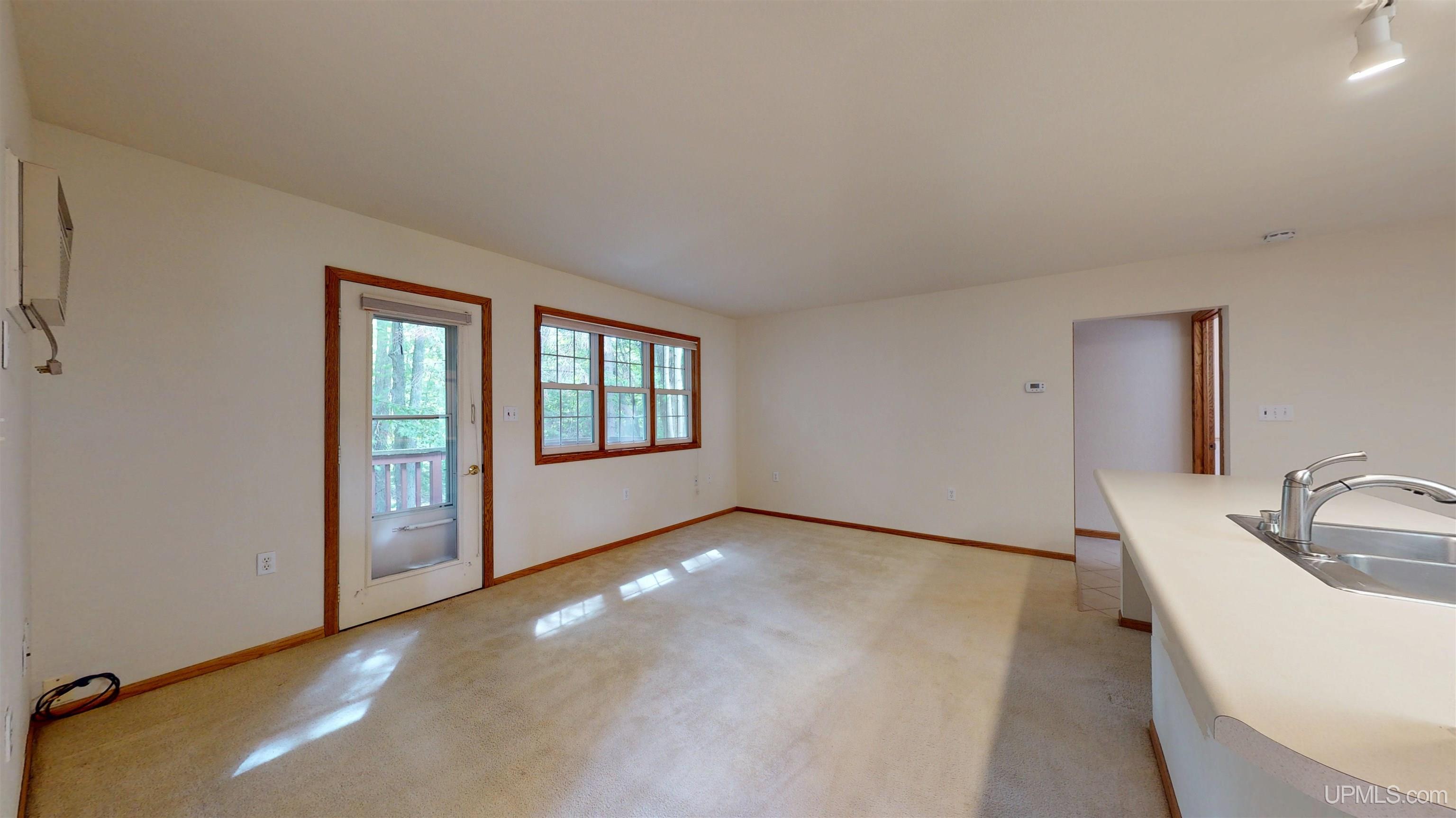 108 Forest Ridge Drive Marquette, MI 49855 - Photo 8 of 40