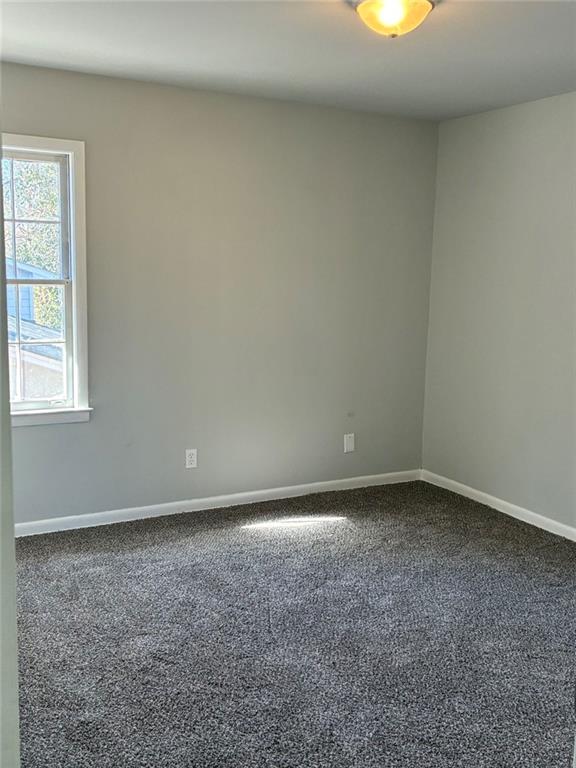 3992 Maplewood Drive Decatur, GA 30035 - Photo 22 of 44 an empty room with a window