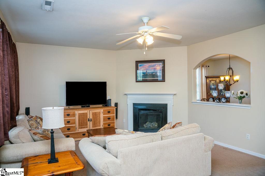 216 Giants Ridge Road Easley, SC 29642 - Photo 4 of 33