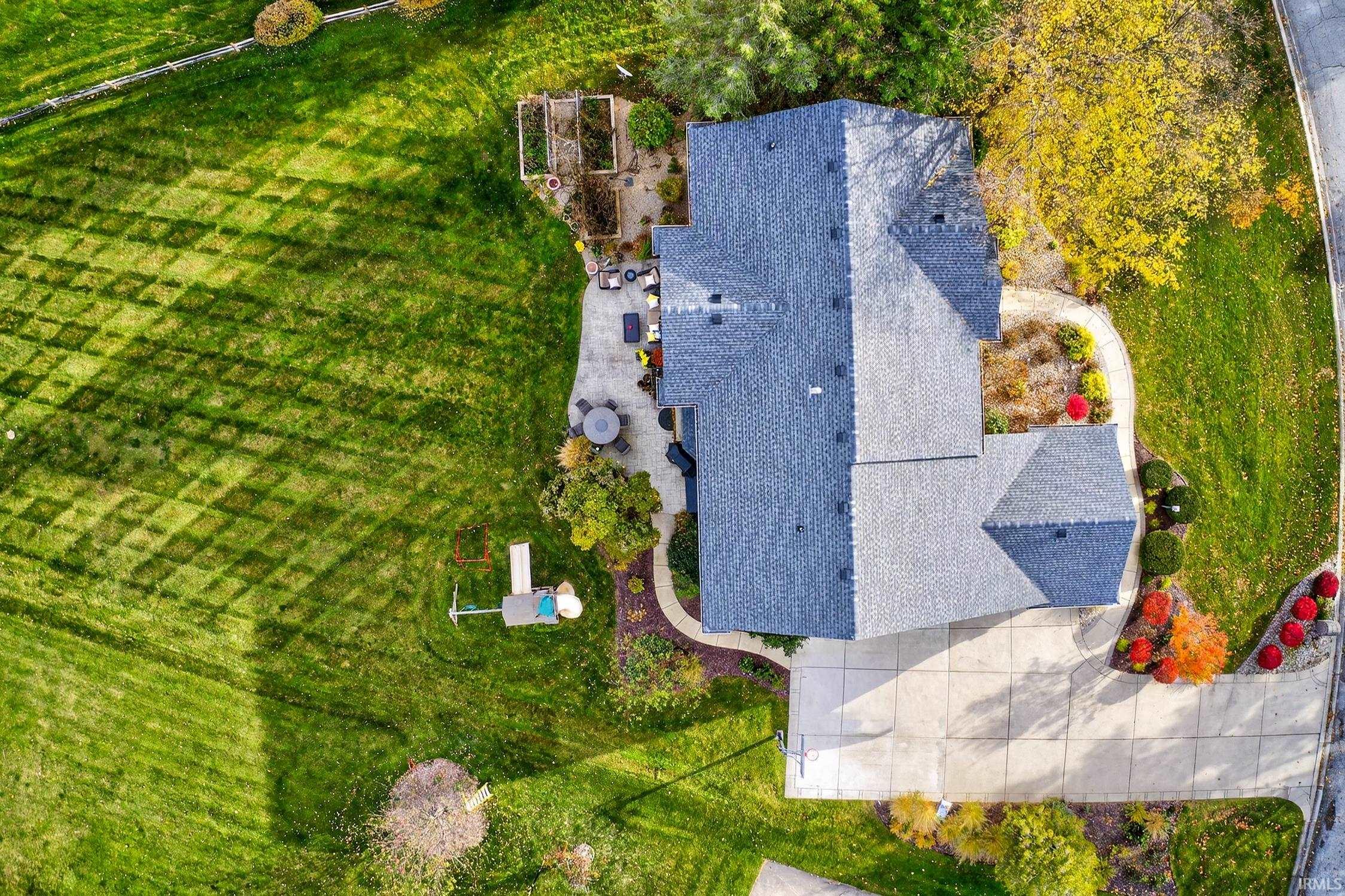 51216 Leeward Point Granger, IN 46530 - Photo 3 of 36