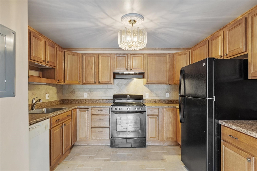 176 Maple Avenue, Unit 138 Rutland, MA 01543 - Photo 14 of 30