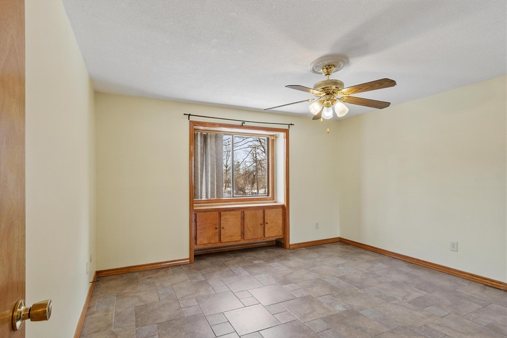 176 Maple Avenue, Unit 138 Rutland, MA 01543 - Photo 27 of 30