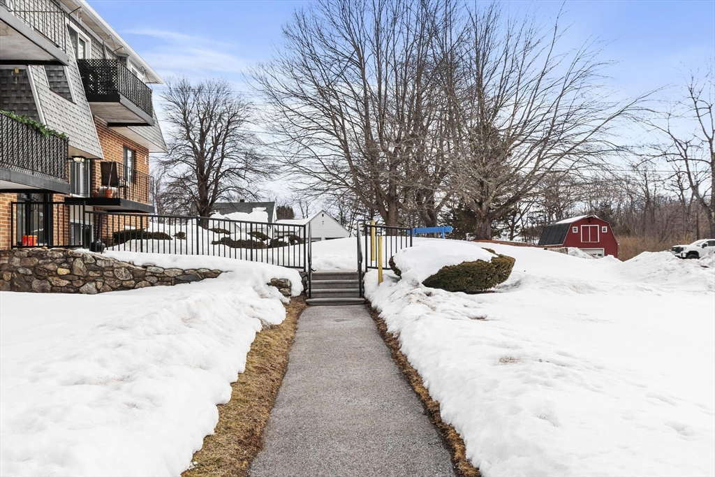 176 Maple Avenue, Unit 138 Rutland, MA 01543 - Photo 8 of 30