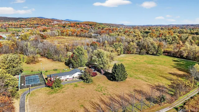 $649,000 | 131 Barbarossa Lane, Kingston, NY 12401