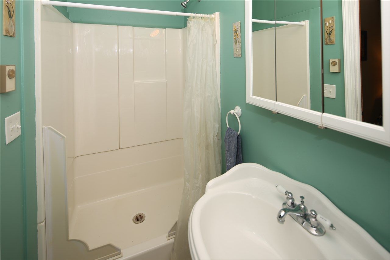142 West Hill Road Killington, VT 05751 - Photo 10 of 21 Gallery Image 10
