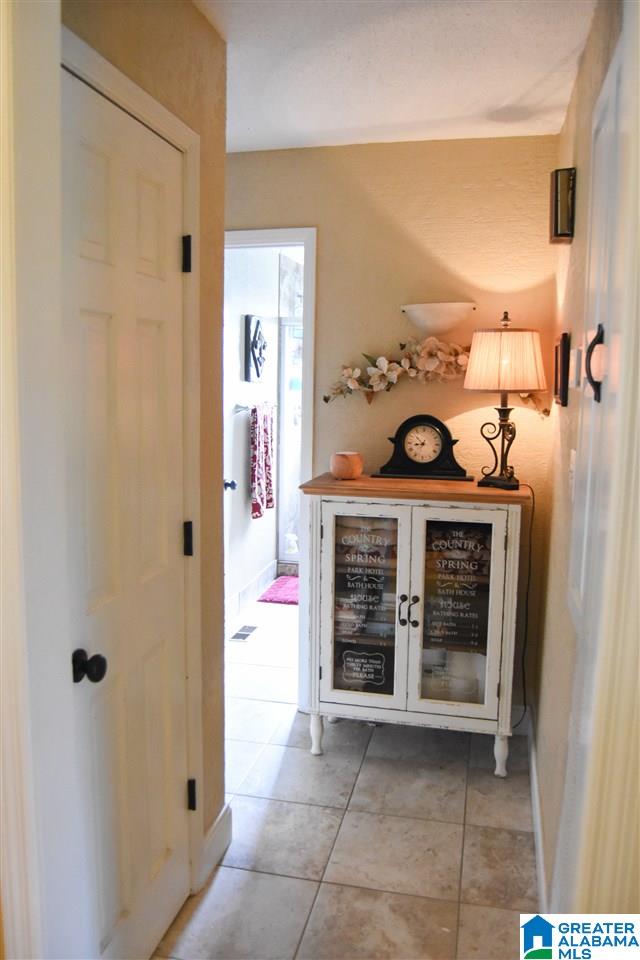 1216 Valleywood Road Oxford, AL 36203 - Photo 17 of 49