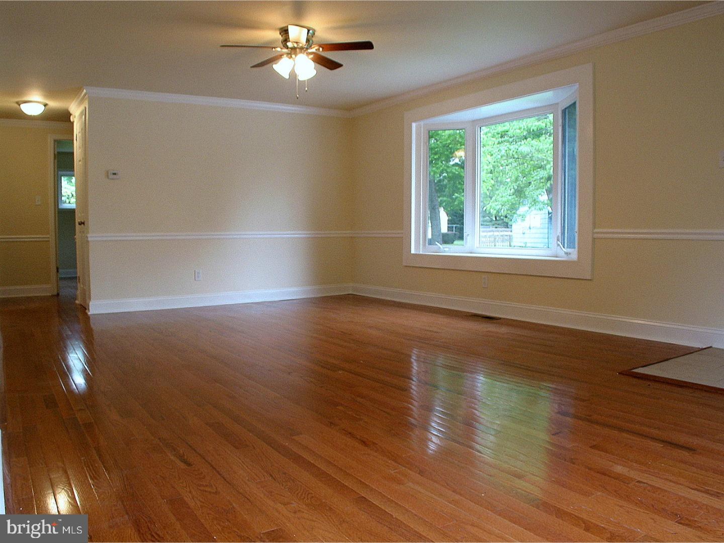 18 Nassau Road Lumberton, NJ 08048 - Photo 4 of 19 Living Room