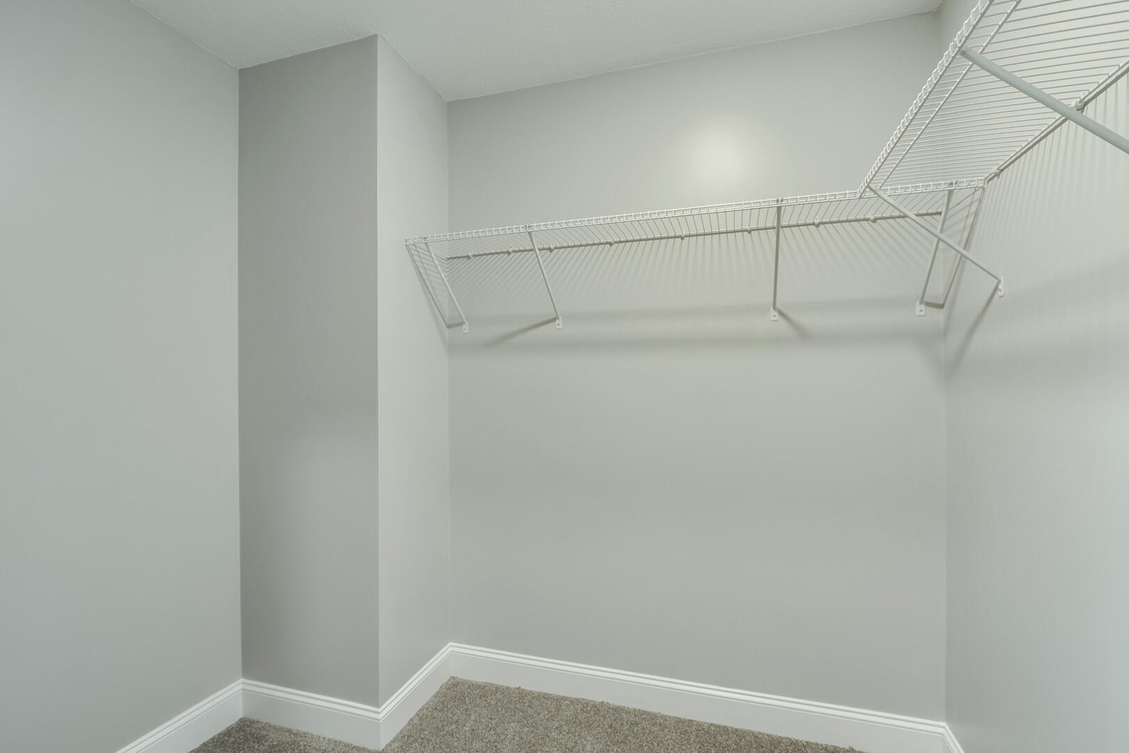 712 Cedar Springs Road Athens, TN 37303 - Photo 19 of 34 19_CedarSpringsRoad_712_MasterCloset