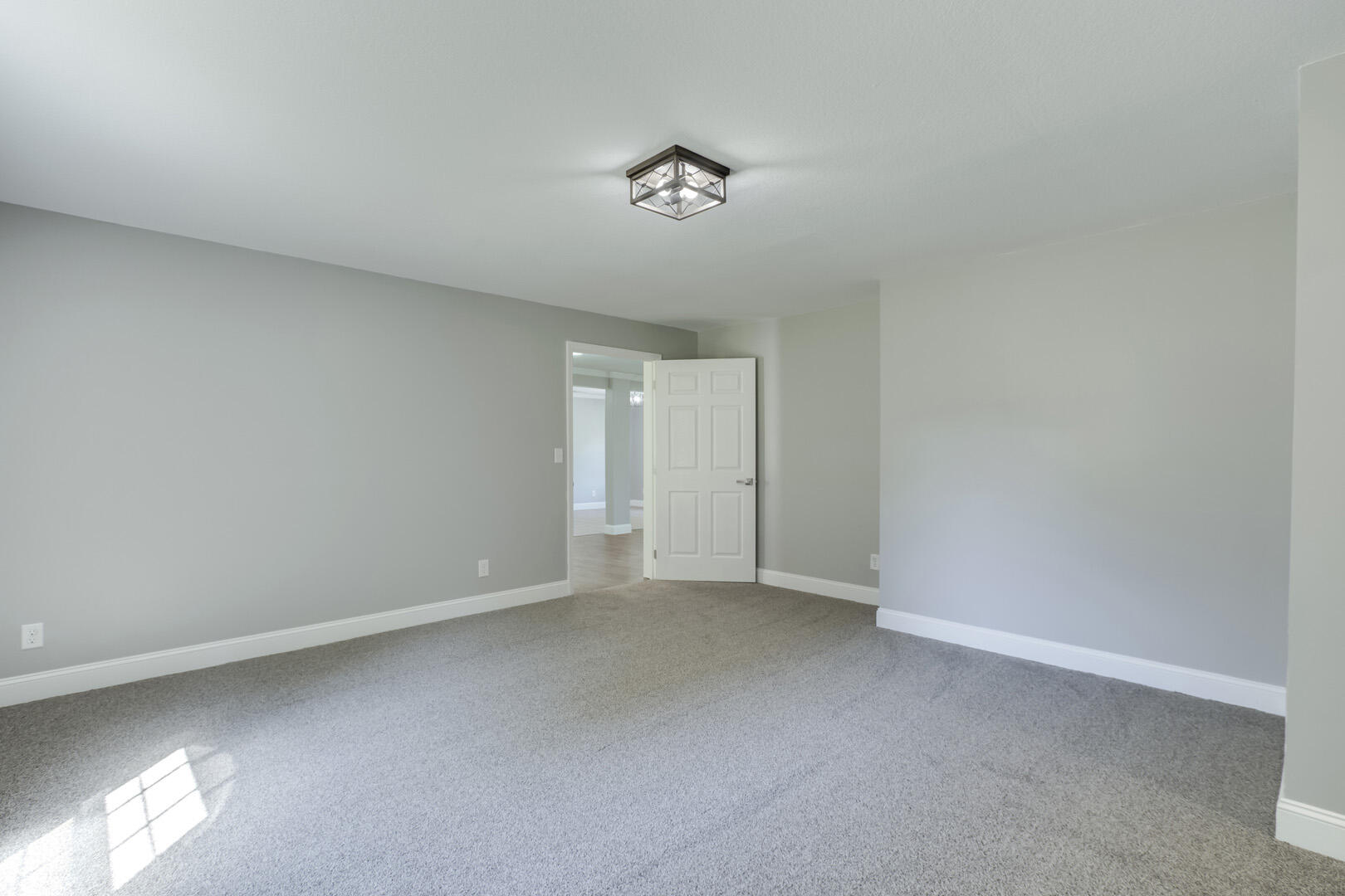 712 Cedar Springs Road Athens, TN 37303 - Photo 21 of 34 21_CedarSpringsRoad_712_MasterBedroom02