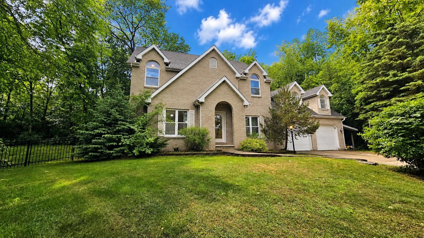 8411 Ridgeview Court Larsen, WI 54947 - Photo 1 of 51