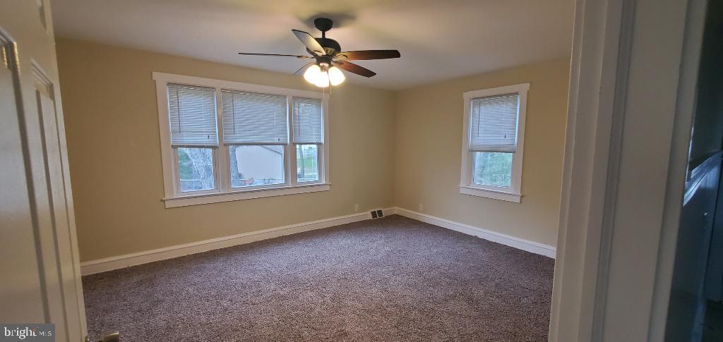 310 Stone Road Laurel Springs, NJ 08021 - Photo 7 of 15