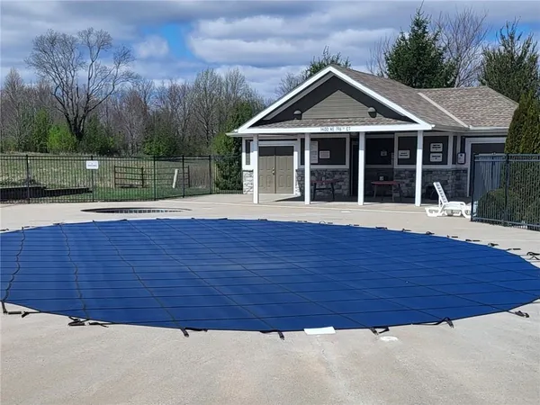 $345,000 | 1405 Northeast 196th Street, Smithville, MO 64089