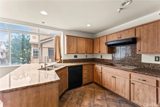 $650,000 | 13957 Lemoli Avenue, Hawthorne, CA 90250