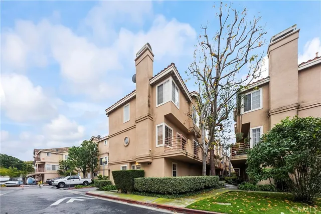 $650,000 | 13957 Lemoli Avenue, Hawthorne, CA 90250