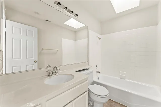 $650,000 | 13957 Lemoli Avenue, Hawthorne, CA 90250