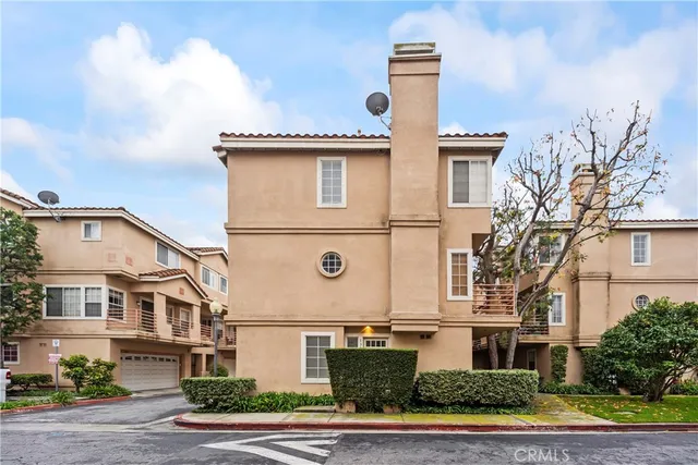 $650,000 | 13957 Lemoli Avenue, Hawthorne, CA 90250