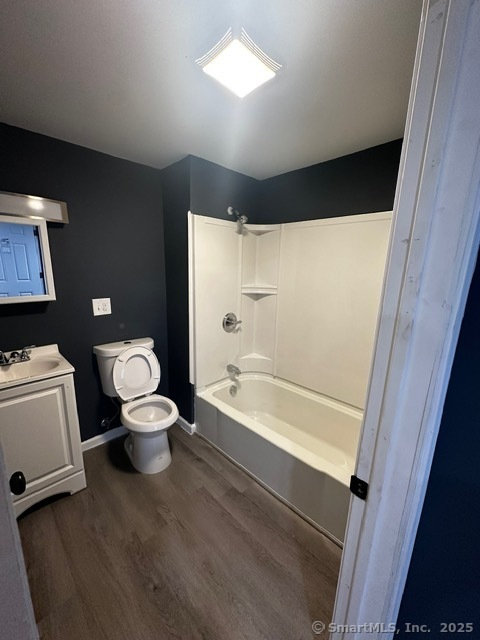 76 Columbus Avenue Meriden, CT 06451 - Photo 7 of 28