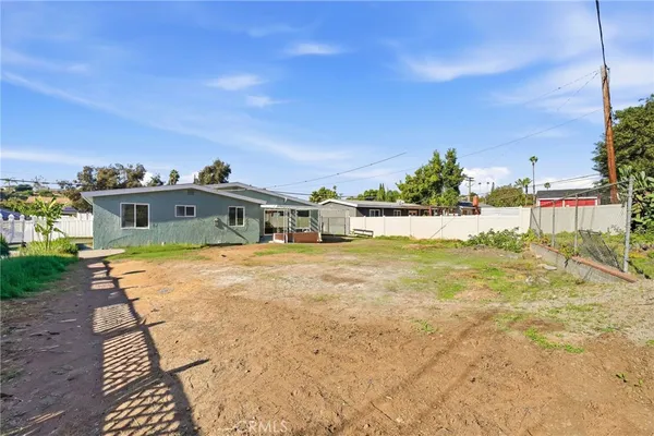 $1,050,000 | 5875 Lake Murray Boulevard, La Mesa, CA 91942